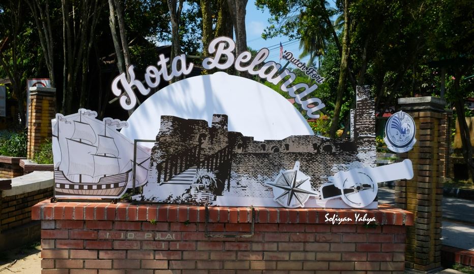 A ferry ride to the Dutch Fort on Pangkor Island