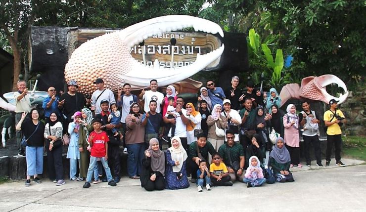 [BAHASA MELAYU/THAI] Video: Melawat Krabi, memandu lebih 1,000 kilometer dengan petrol Malaysia dan Thai