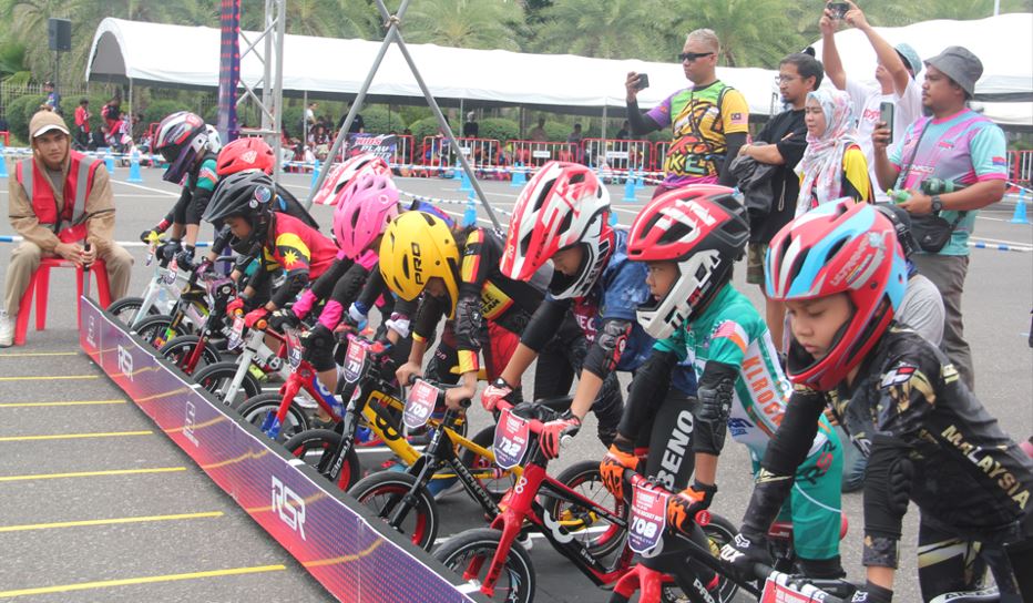 [VIDEO] Peserta Pushbike Malaysia ukir nama di Thailand
