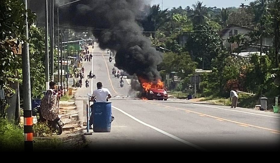 [VIDEO] Empat cedera bom magnet meletup, kereta terbakar di Pattani