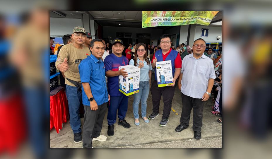 Rotary Club of Kulai Leads the Charge in Flood Recovery Efforts