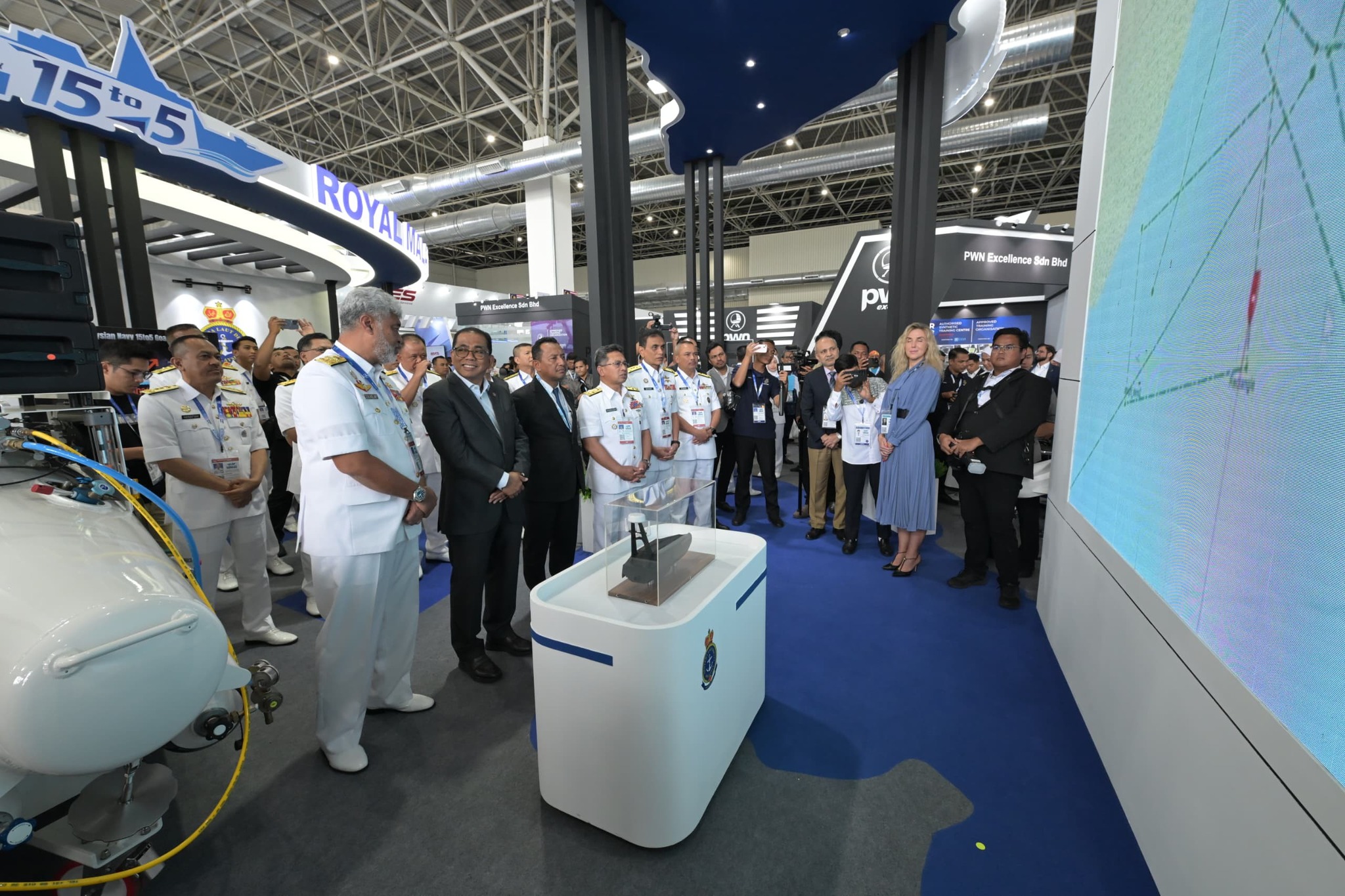 TLDM Embraces Autonomous Future with Swift Sea Stalker USV at LIMA ’25