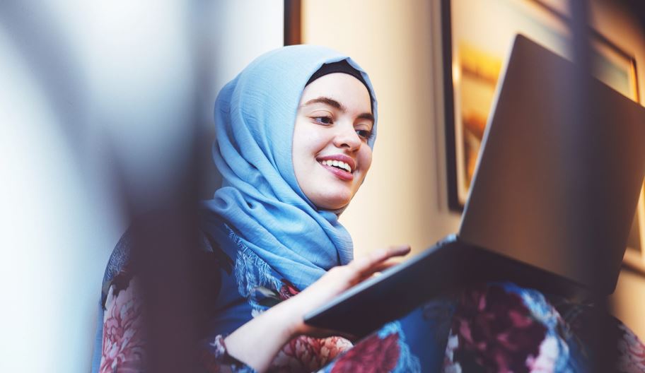 Cabaran Ideologi Moden dalam Dunia Digital terhadap Akidah Islam