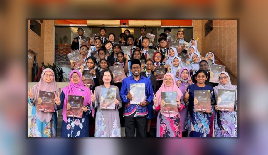 Johor Bahru Students Shine at International Science Fair