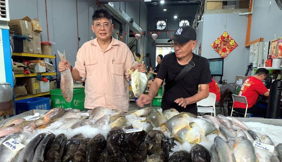 Doctor of the Sea Keeps Fish on the Tables of Johor’s Poor